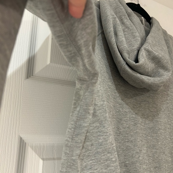 Nike Tech Fleece Hoodie - Picture 5 of 6